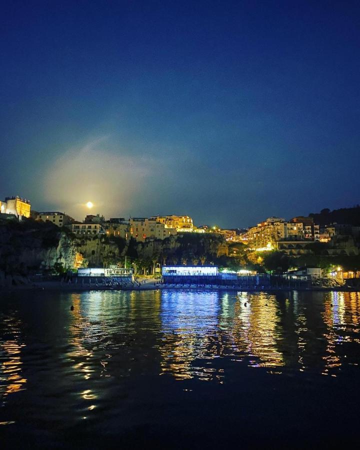 A 300 Passi Dal Mare Villa Tropea Exteriör bild
