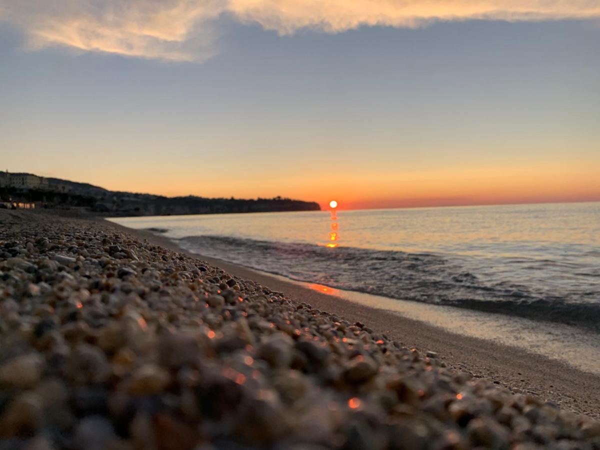 A 300 Passi Dal Mare Villa Tropea Exteriör bild